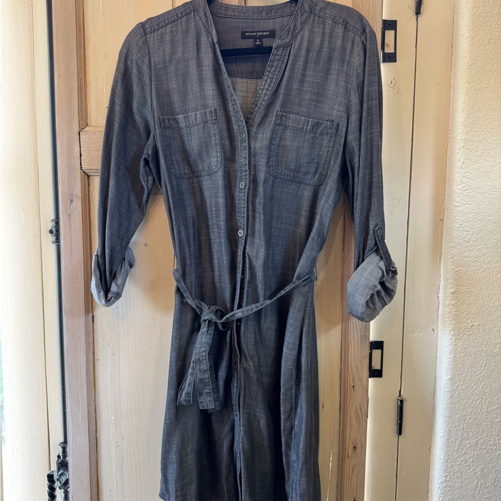 Banana Republic Charcoal Gray Shirt